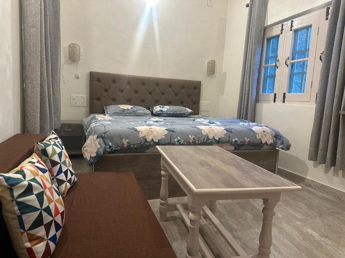 Farsal Villa Srīnagar Dış mekan fotoğraf