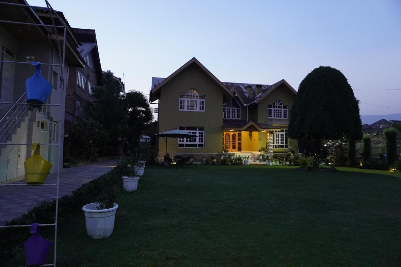 Farsal Villa Srīnagar Dış mekan fotoğraf