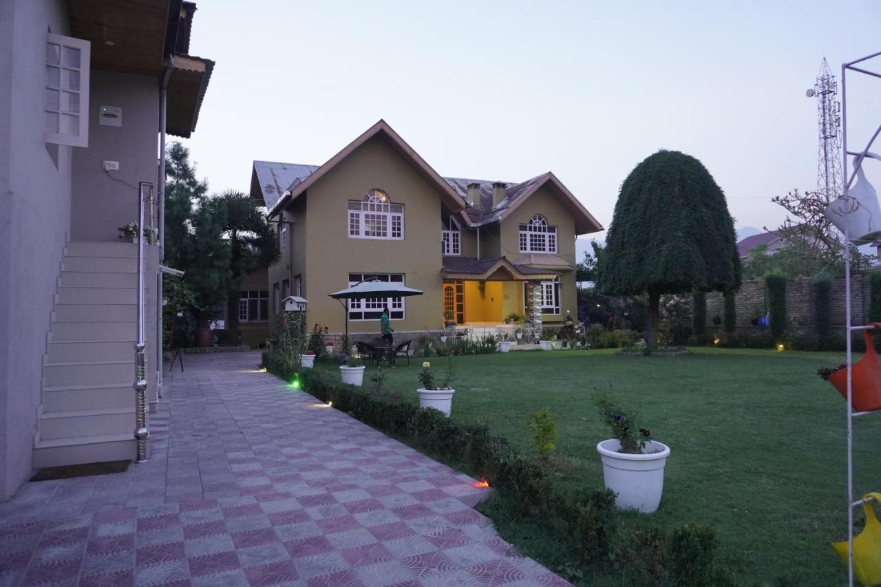 Farsal Villa Srīnagar Dış mekan fotoğraf