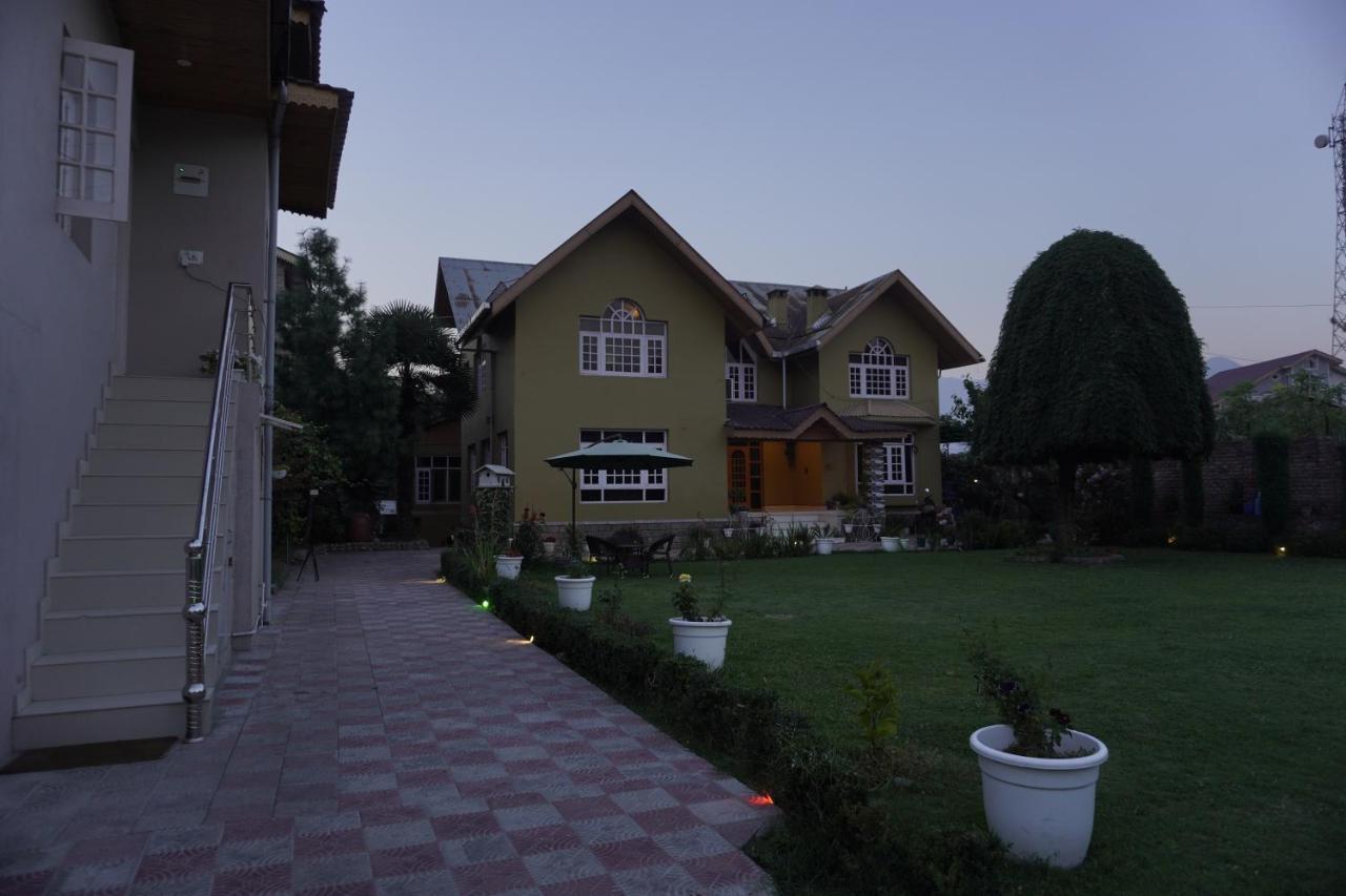 Farsal Villa Srīnagar Dış mekan fotoğraf